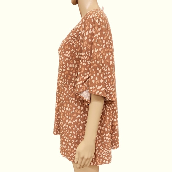 Isabel Maternity Creamy Cocoa Leopard Print Blouse Size XL - Picture 2 of 5